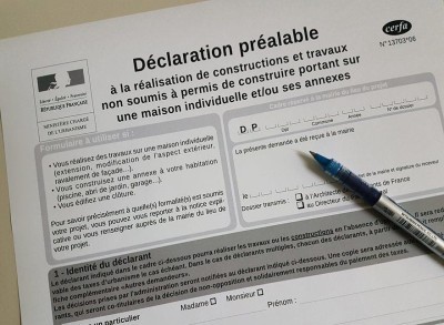 Quelles sont les démarches administratives pour construire une extension de maison à Alleins ? à Alleins